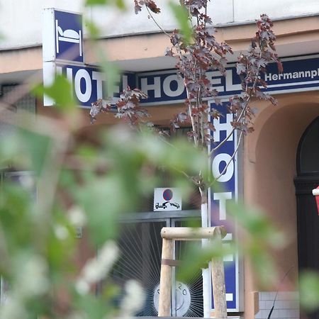 Hotel Am Hermannplatz Берлин Екстериор снимка